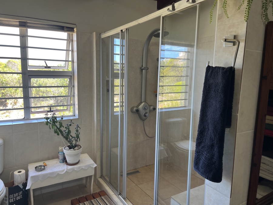 To Let 2 Bedroom Property for Rent in Bettys Bay Western Cape